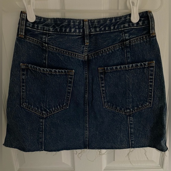 Abercrombie and Fitch Natural Rise Vintage A-Line Denim Skirt. Size 27 (4). - Picture 3 of 3